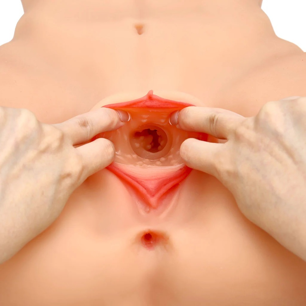 This 2.5kg incredibly pretty toy have attractive body. A toy... Jorokumo - Realistic Torso 2.5kg Masturbator photo-7