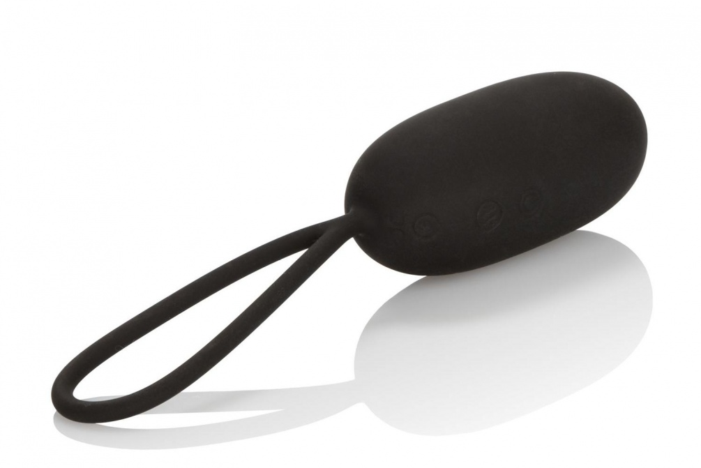 Tantalize and tease your sweet spots with the Silicone Remot... CEN - Remote Rechargeable Egg - Black photo-3