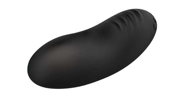 Love Distance - Mag Panty Vibe photo