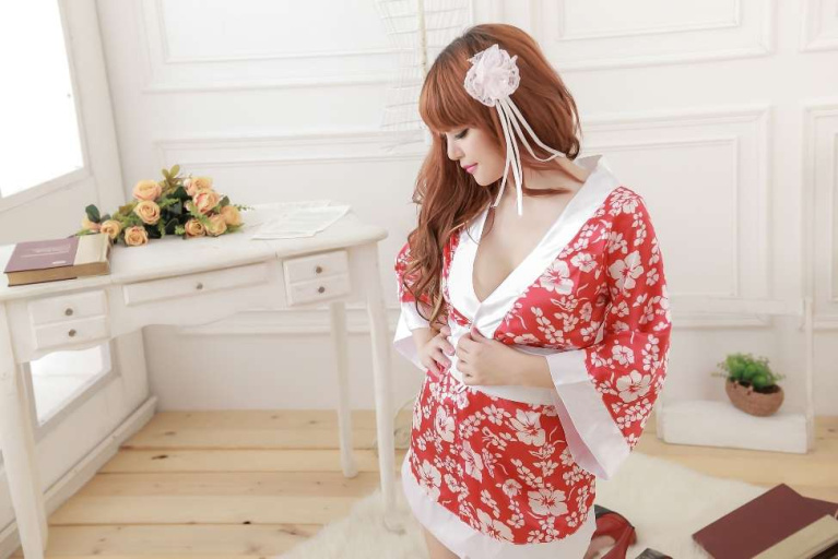 SB - Kimono S123 - Red/White photo