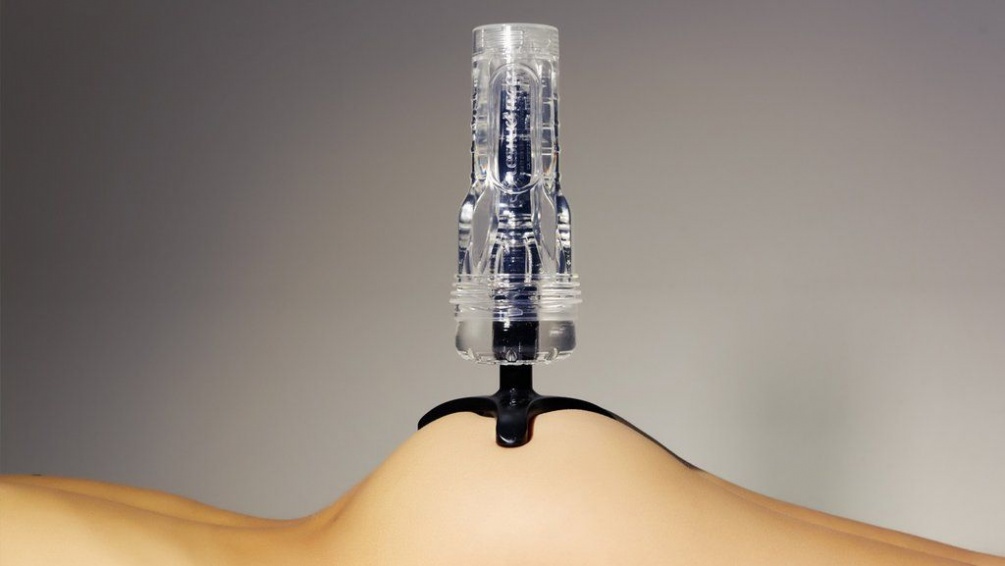 Warm the hole in a jiffy and enjoy!
The Fleshlight SleeveWa... Fleshlight - Sleeve Warmer photo-7