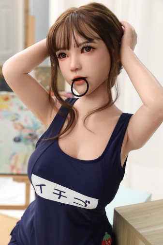 梅亚洲真实感性爱娃娃，C杯，超柔软矽胶，150厘米（4'9英尺）。 照片