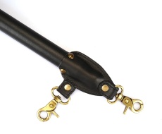 Liebe Seele - Samurai Leather Spreader Bar - Black photo