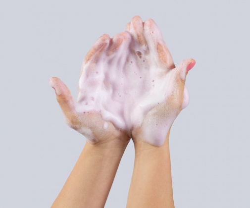 Secret Play - Pretty But Wild Shower Gel - 200ml photo