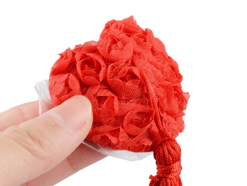 Toynary SM09 Rose Nipple Covers are with the playful tassels... Toynary - SM09 Rose Nipple Covers - Red photo-3