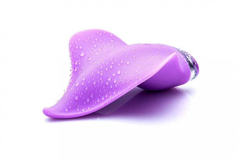 Fully rechargeable and waterproof, the MIMIC was crafted wit... Mimic - Handheld Massager - Lilac photo-2