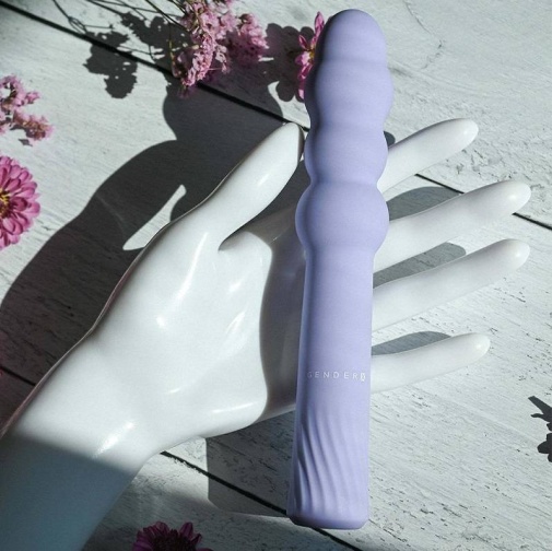 Gender X - Bumpy Ride Vibrator - Purple 照片