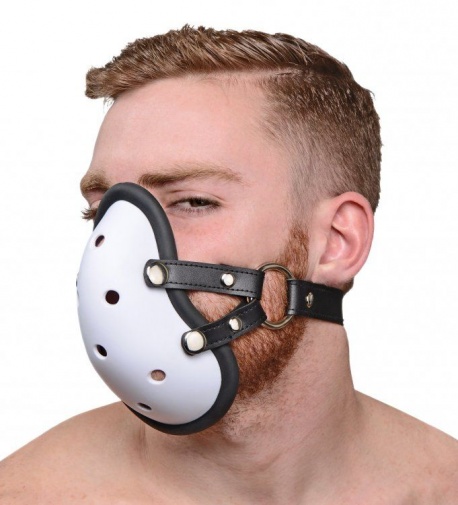 Master Series - Musk Athletic Cup Muzzle with Removable Straps - White photo