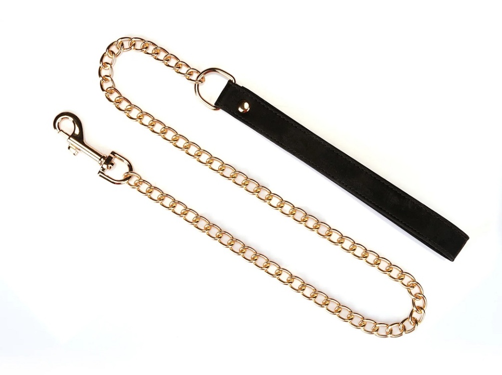 The wonderfully Black Boudoir Amor bondage collar is a must-... Liebe Seele - Boudoir Amor Collar - Black photo-7