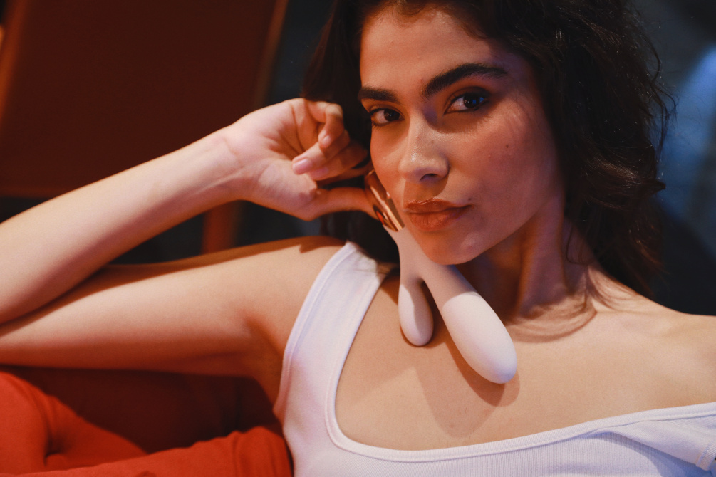 Kissky - Crave Bunny Rabbit Vibrator - Nude photo-6