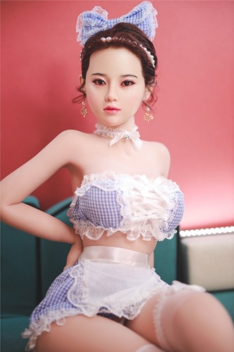 L Jiu现实娃娃161厘米 照片
