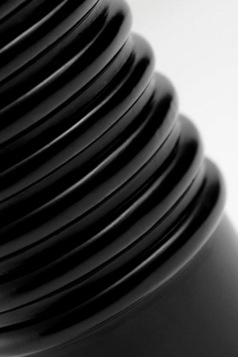 Master Series - Enormass 螺旋紋吸盤假陽具 - 黑色 照片