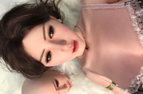 Ji Xiang Realistic doll 165 cm photo