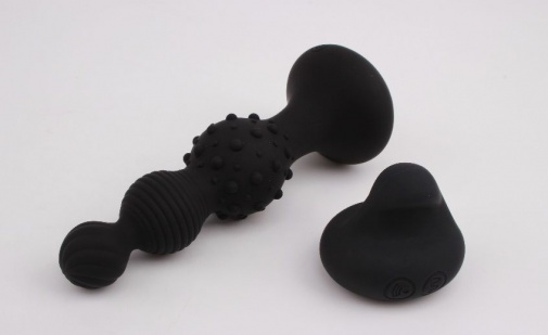 Chisa - Rocked Hip Vibro Plug - Black photo