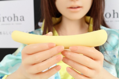 Iroha - Fit Mikazuki Massager - Beige photo