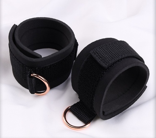 MT - Cotton Handcuffs - Gold photo