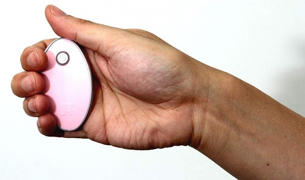 The remote control part has a novel shape inspired by a leaf... Japan Toyz - Nemo Rotor - Pink photo-3