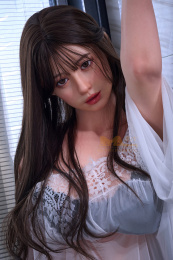 Misaki 日本性爱娃娃，E 罩杯丝绸光泽，柔软矽胶 158（5'2 英尺） 照片