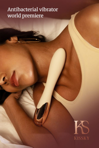Kissky - Lust Muse Pulsating Vibrator - Nude photo