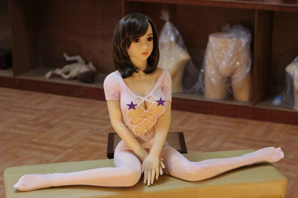TPE Sex Dolls are produced and made with th highest quality ... Fay realistic doll - 125 cm photo-5