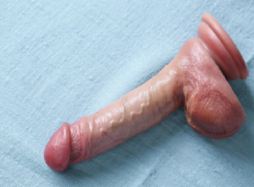 Jiuji - 矽膠製仿真假陽具連陰囊 18厘米 - 肉色 照片