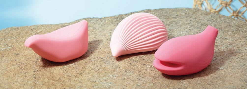 It is like a giant whale that splashes on water and sends ou... Iroha Plus - Yorukujira Massager - Nadeshiko Pink photo-5